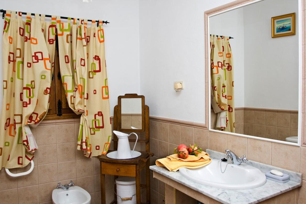 La Vesanilla Villa Iznájar Екстериор снимка